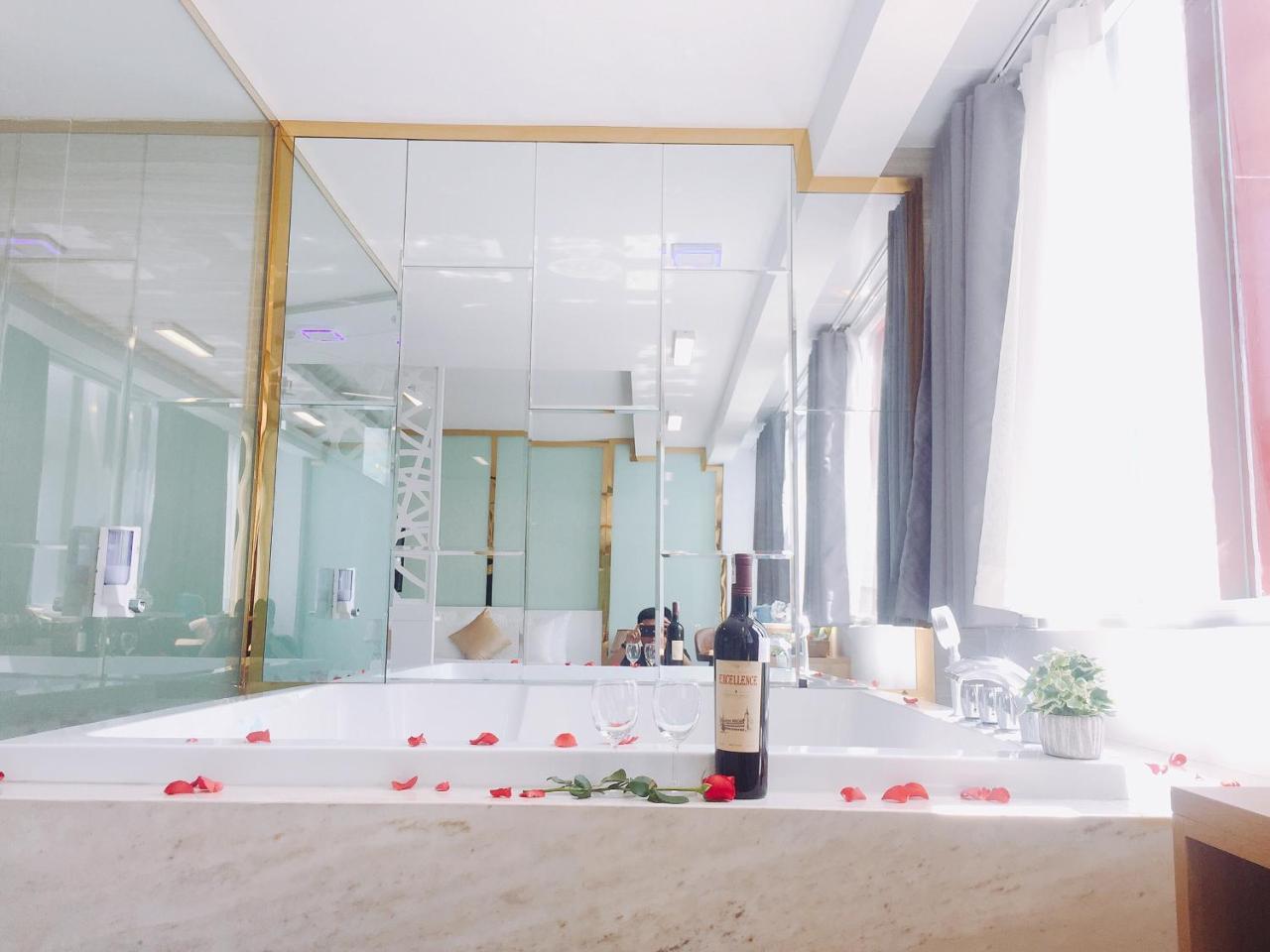 Hong Bao Thach Hotel Ho Či Minovo Město Exteriér fotografie